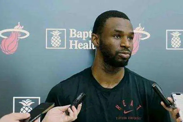 勇士交易引争议：詹姆斯质疑其“作弊”