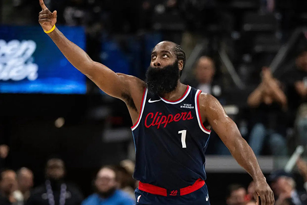 哈登30+7+7率快船擒太阳，新赛季开门红