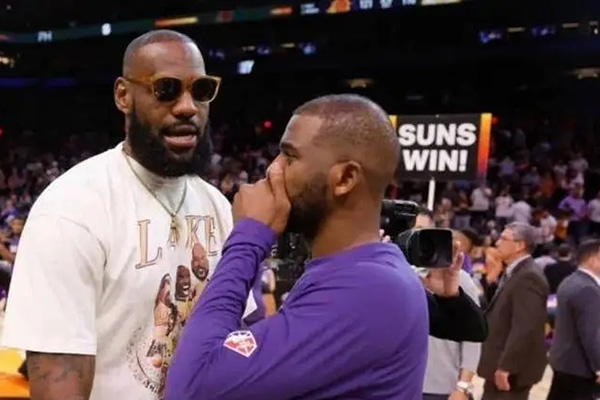 快船老板公开招募詹姆斯 或以伦纳德作为交易筹码